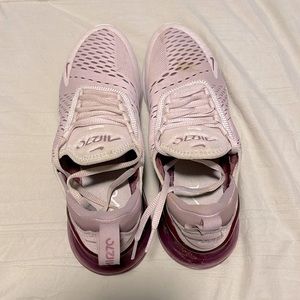 Women’s Nike Air Max 270 (Barely Rose)